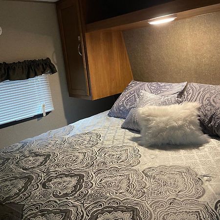 Whispering Oak Mansion Apartment Bear Екстериор снимка